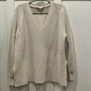 Athleta v neck sweater size med